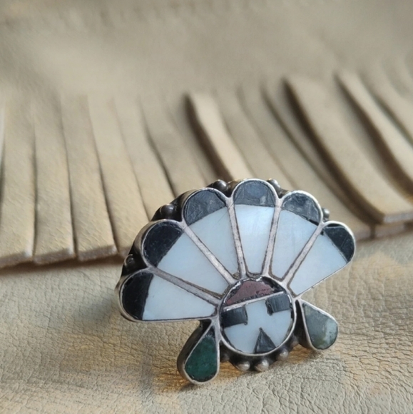 Zuni Sunface - Picture 8 of 11